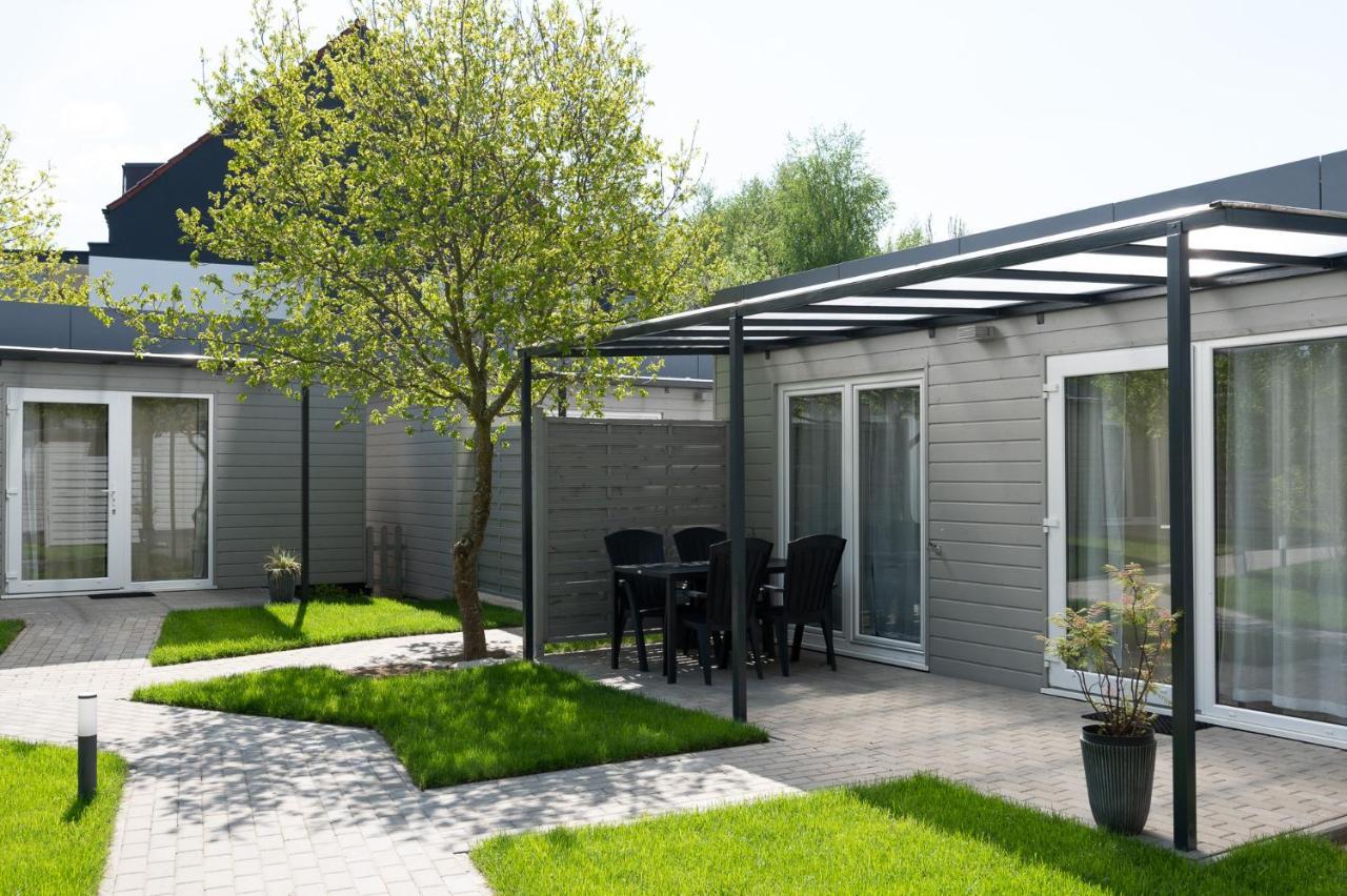 Medusa Apartamenty I Bungalowy นีคอร์เซ ภายนอก รูปภาพ