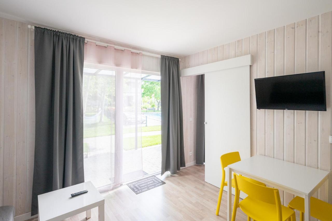 Medusa Apartamenty I Bungalowy นีคอร์เซ ภายนอก รูปภาพ