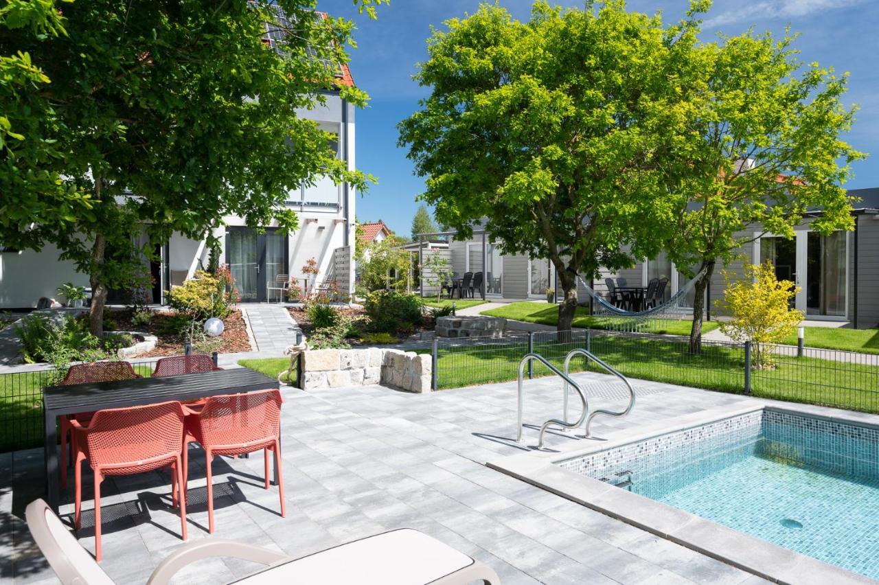 Medusa Apartamenty I Bungalowy นีคอร์เซ ภายนอก รูปภาพ